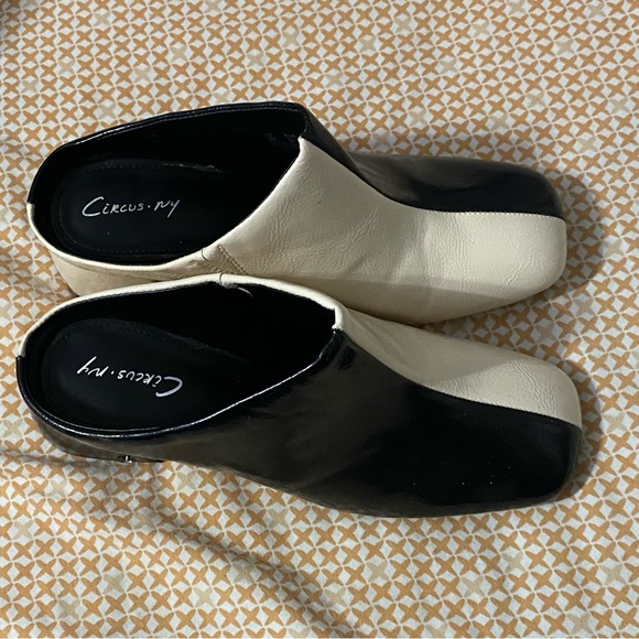 Circus New York Olsen Mule Size 8 - Picture 14 of 15